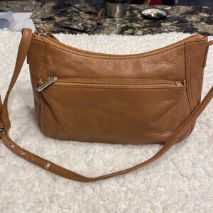 Stone Mountain brown leather purse   EUC